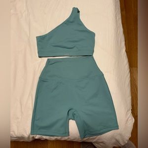 NEW SET ACTIVE LUXFORM SET SIZE SMALL HAWAII COLLECTION